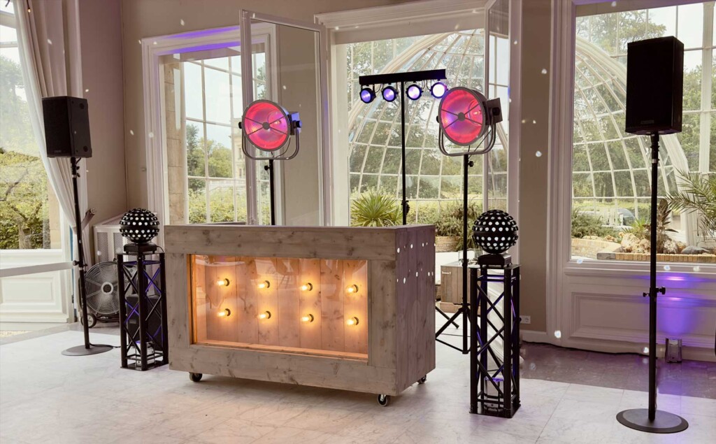 DJ booth Vintage, Premium